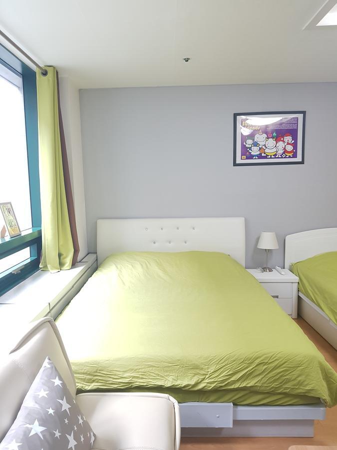 Апартаменти Hongdae Hommy House Сеул Екстер'єр фото