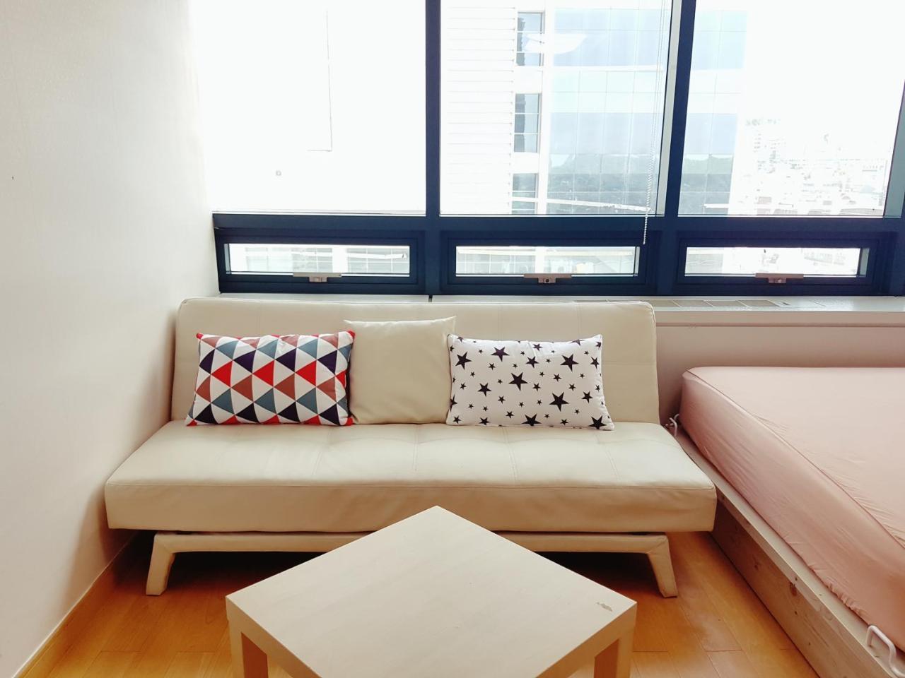 Апартаменти Hongdae Hommy House Сеул Екстер'єр фото